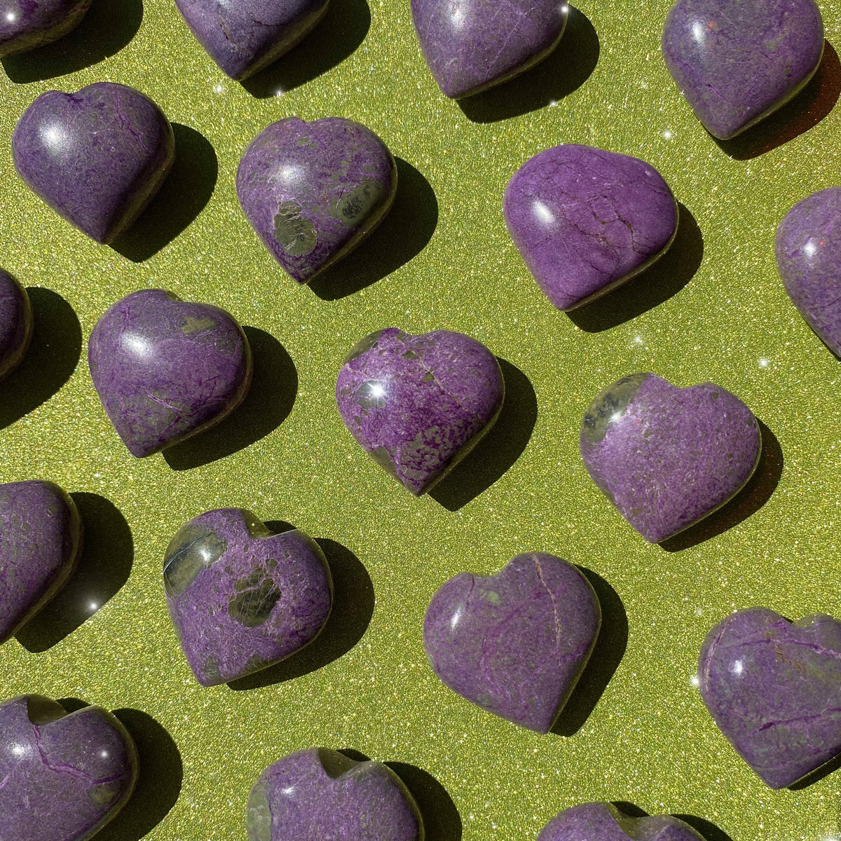 Stichtite Hearts