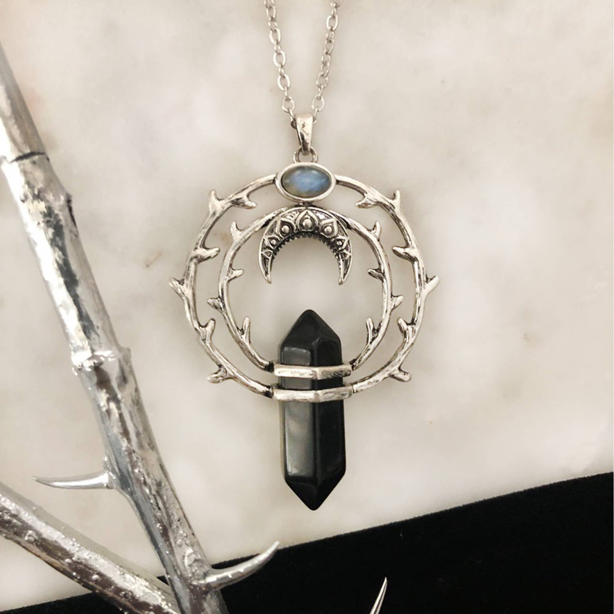 Thorn Necklace: Obsidian