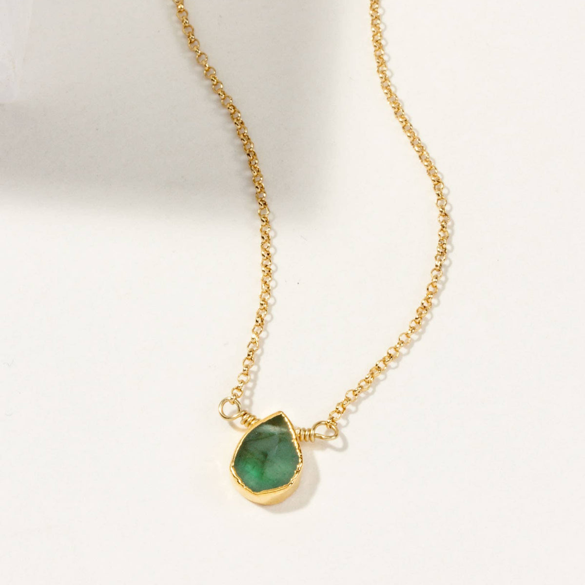 Emerald Delicate Necklace