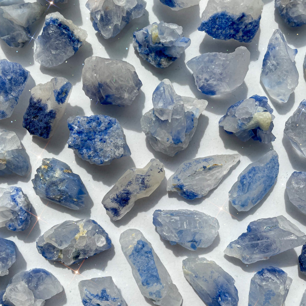 Dumortierite in Quartz Clusters Rocks with Sass