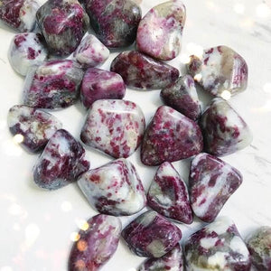 Garnet Tumbled Pocket Stone - Rocks with Sass